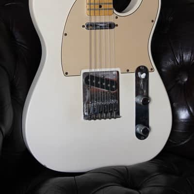 Fender Telecaster 2014  - White image 7