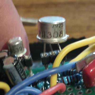 ritual sound 2025 Native Texan Fuzz 2N1308/2N2222 - Hammered metal silver image 3