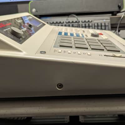 Akai MPC 60 II 1994 MIDI Sequencer & Sampler OS3.10 + OS2.12 - Grey image 5
