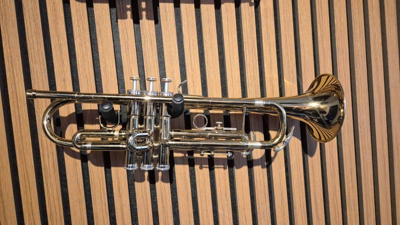 Conn 1000-B Bb trumpet image 1