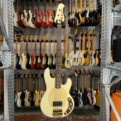 Music Man Stingray Gilded White Classic Collection Limited Edition image 2