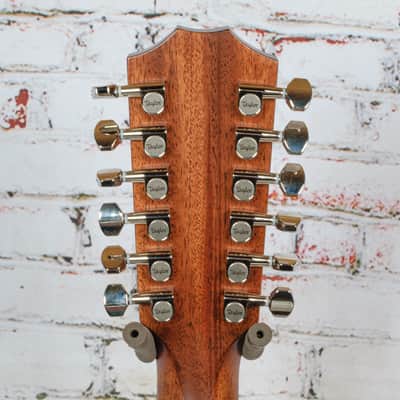 Taylor - (2025) 354ce - 12 String Acoustic-Electric Guitar -Sapele/Sitka - V-Class Bracing - Natural - w/ Hardshell Case - x5057 image 6