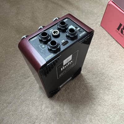 Universal Audio Ruby ’63 Top Boost Amplifier 2022 - Present Ruby / Silver image 4