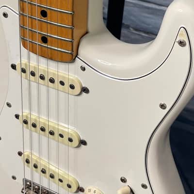 Used Fender 1979 Stratocaster with Duncan Antiquity Pickups and Fender Hard Shell Case image 3
