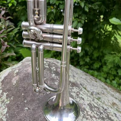 Antique York Professional Cornet #108179 Silver Plate c.1935 — Patent Pistons, Gold Wash Bell, Player Condition image 2