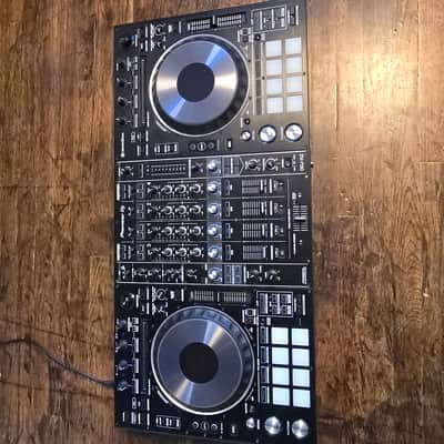 Pioneer DDJ-RZ - rekordbox DJ Controller 2010s - Black image 1