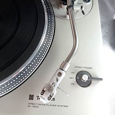 Technics SL 1500 giradischi MK I / Year 1977 image 10
