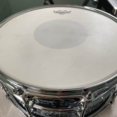 Ludwig LM402KT Hammered Supraphonic 6.5x14" 10-Lug Aluminum Snare Drum with Tube Lugs 1999 - Present - Chrome-Plated image 5