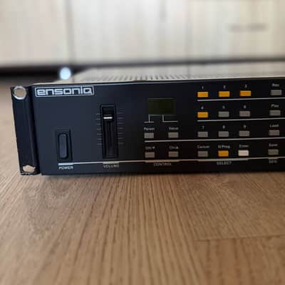Ensoniq Mirage DMS-8 Digital Multi-Sampler 1985 image 2