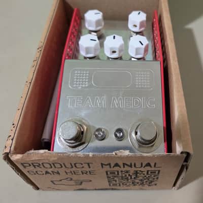 ThorpyFX Team Medic V2 Buffer / EQ / Boost 2022 - Silver/Red image 3