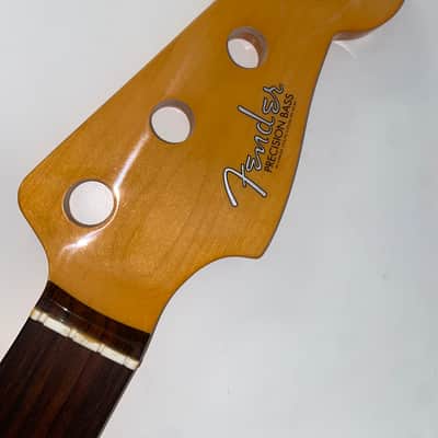 Fender P Bass American Classic 60’s 2023 - Lacquer image 1