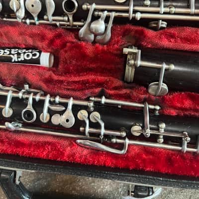 Linton brand wood Oboe with case. Made In USA image 3