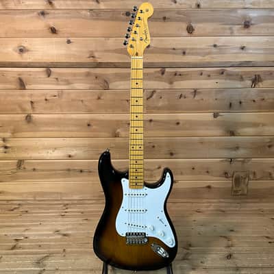 Fender 70th Anniversary American Vintage II 1954 Stratocaster Electric Guitar - 2-Color Sunburst image 2