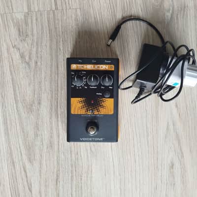 TC Helicon VoiceTone E1 Echo & Tap Delay Vocal Effects Pedal image 6