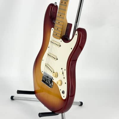 1983 Fender American Stratocaster - Sienna Sunburst image 6