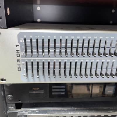 Peavey PV 231 Graphic Equalizer 2010s - Silver image 3