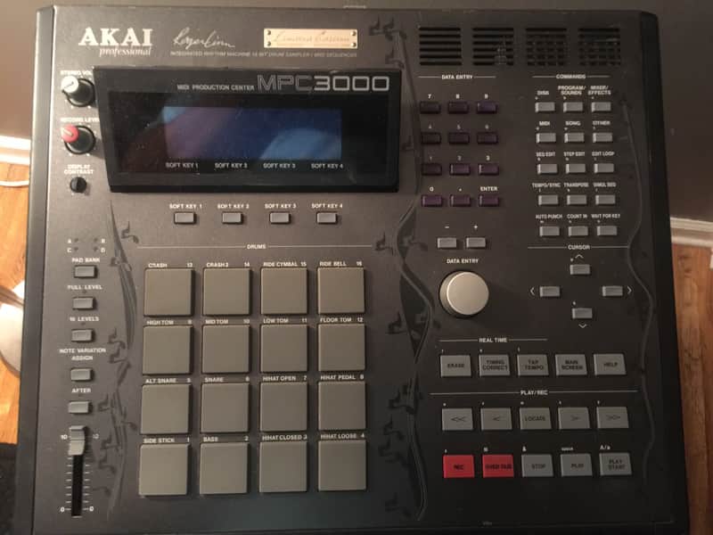 Akai MPC 3000 Limited Edition 90's Black | Reverb