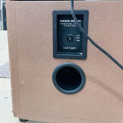 Genz Benz Shenandoah Stereo Deluxe 300LT Acoustic Guitar Amp - image 13
