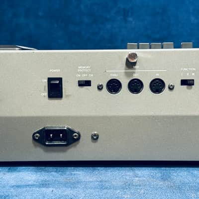 Roland HS-60 Vintage Analog Synthesizer • Juno 106 with Speakers • NEAR MINT • Pro Restoration • Warranty image 16