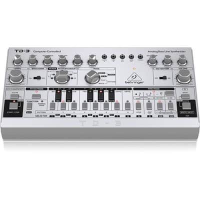 Behringer TD-3 Analog Bass Line Synthesizer with VCO/VCF, 16-Step Sequencer/16-Voice Poly Chain, Distortion Effects, Silver image 2