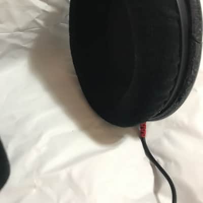 Sennheiser HD 600 Open Back Headphones - MINT, Barely Used image 4