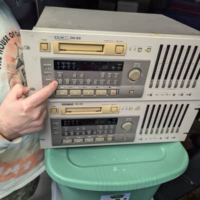TASCAM DA-88 Pair with remote control unit image 3