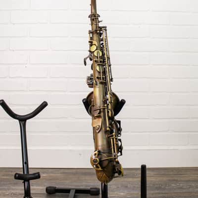 JL Woodwinds Artist Edition New York Signature Professional Alto Saxophone w/ Crossrock Case & Syos Steady Mouthpiece image 4