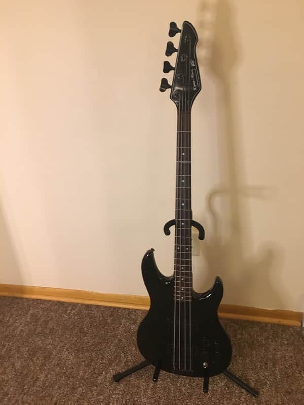 Peavey Dyna Bass - Black image 1