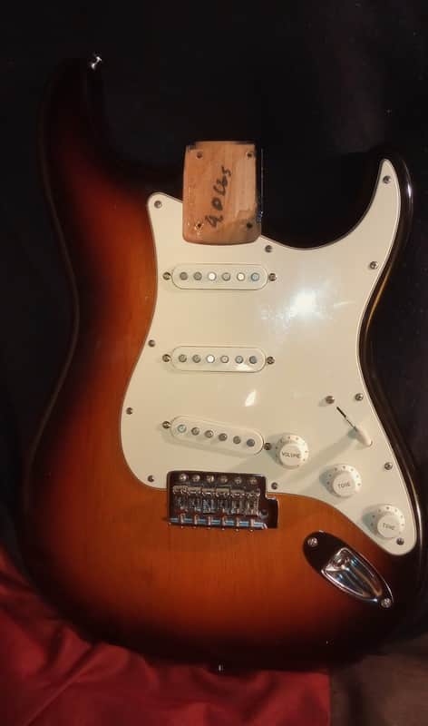 Unbranded Stratocaster 2023 - Sunburst / Urethane image 1