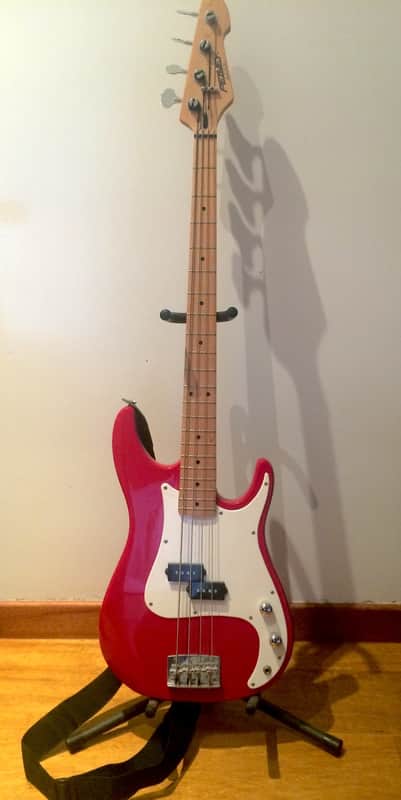 Peavey Fury 4-string electric bass image 1