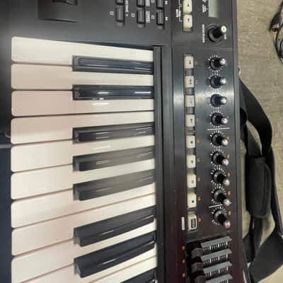 Roland A-500PRO 49-Key MIDI Keyboard Controller 2010 - Present - Black image 4