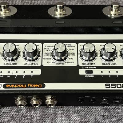 Boss DM-101 Delay Machine Analog BBD Delay image 4
