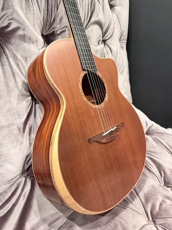 Lowden  050c - Cocobolo / Sinker redwood image 1