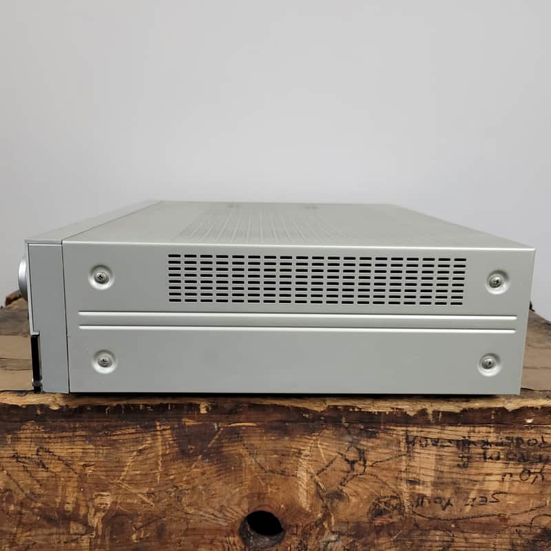 Technics SU-V9 Stereo Integrated DC Amplifier With Original Box