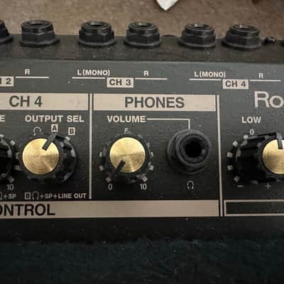 Roland KC-350 4-Channel 180-Watt 1x12" Keyboard Combo 2002 - Present - Black image 3
