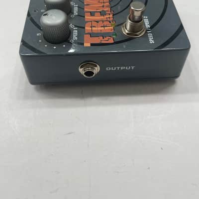 BBE Tremor V1 Optical Tremolo Analog Dual Mode Rare Guitar Effect Pedal image 3