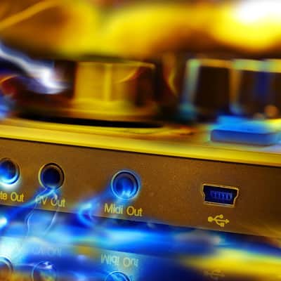 Arturia BeatStep USB MIDI CV Controller and Sequen... image 2