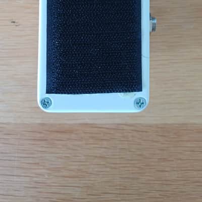 Electro-Harmonix Nano POG Polyphonic Octave Generator 2015 - Present - Red / White image 6