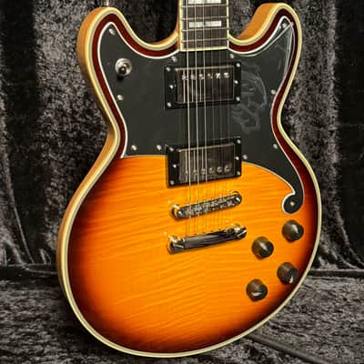 D'Angelico Deluxe Brighton Vintage Sunburst With Free Hard Case image 1