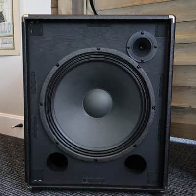 Fender Rumble 200 Bass Amp image 7