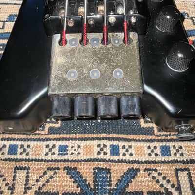 1988 Washburn Japan Bantam Headless Bass Steinberger Copy Mate Black image 4
