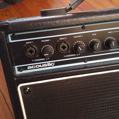 Acoustic AG30 30W 1x8 Acoustic Guitar Combo Amp image 2