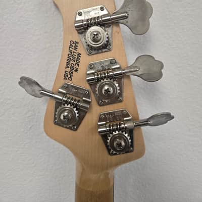 Ernie Ball Music Man StingRay 4 HH 3EQ 2015 - 2019 - Vintage Sunburst image 8