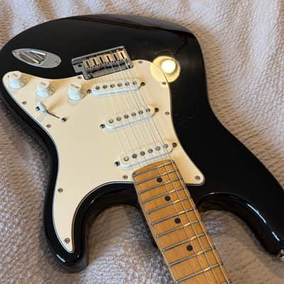 Fender Stratocaster, American Standard 1992, with case image 7