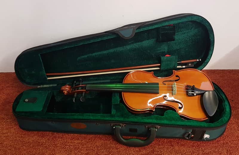 Pre-Owned 1/2 Stentor Student Standard Violin Outfit image 1