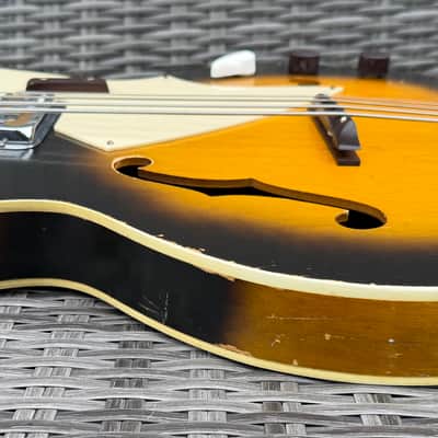 Vintage Harmony H-22 Bass Guitar 1963 - Sunburst image 9