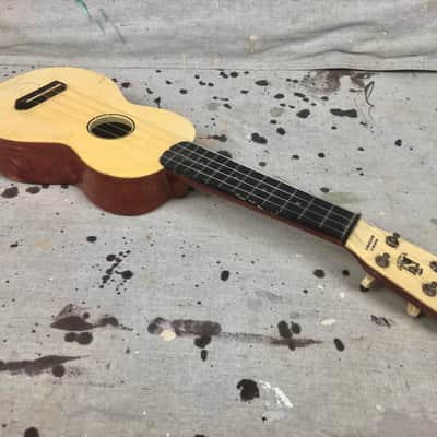 Vintage Maccaferri Islander Ukulele Red MOTS-Plastic 1960's White Poor Condition image 9
