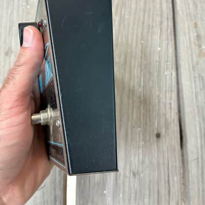Electro-Harmonix Big Box Holy Grail Reverb V1 2002 - 2009 - Silver / Blue electric guitar pedal reverb image 6