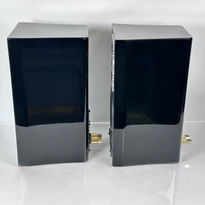 McIntosh XR50 Bookshelf Audiophile Speaker (Pair) image 10