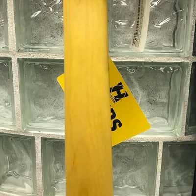 G&L Legacy Shoreline Gold image 13